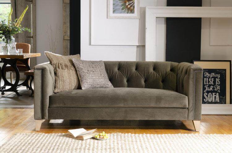 Choosing The Right Fit: The Secret Five S’s of Buying a Great Sofa