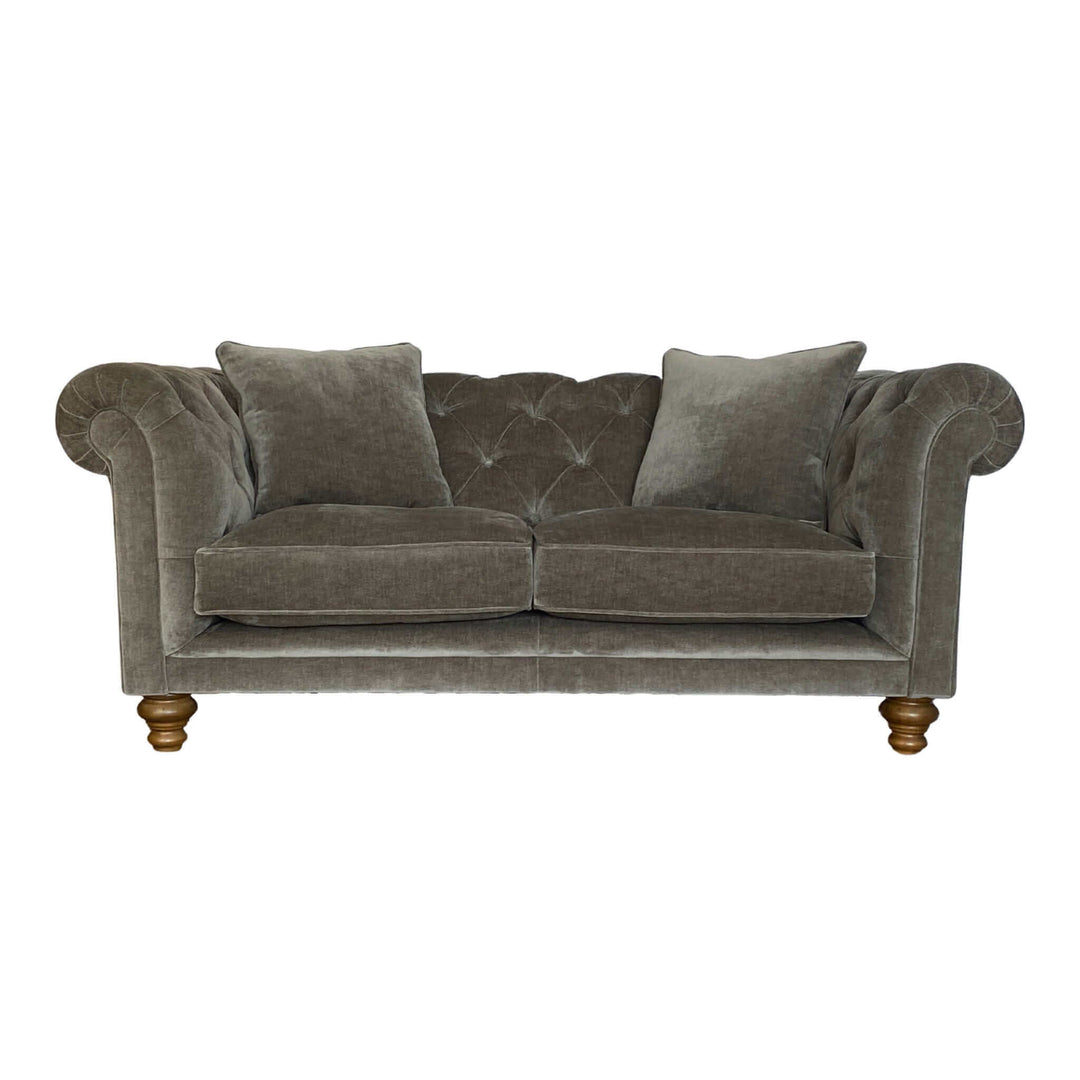 Edgecombe 2-Seat Chesterfield Sofa - escapologyhome.co.uk