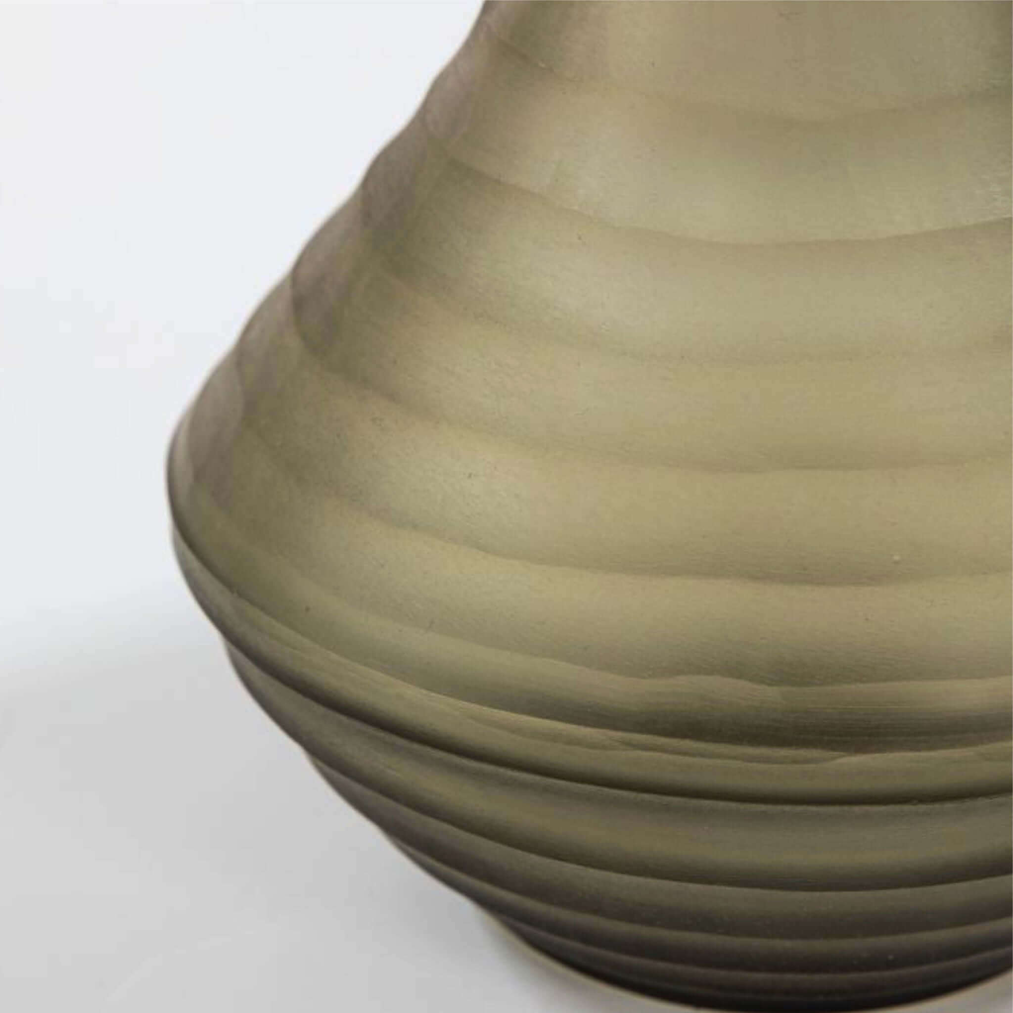 Handcut Glass Vase - Standard - escapologyhome.co.uk