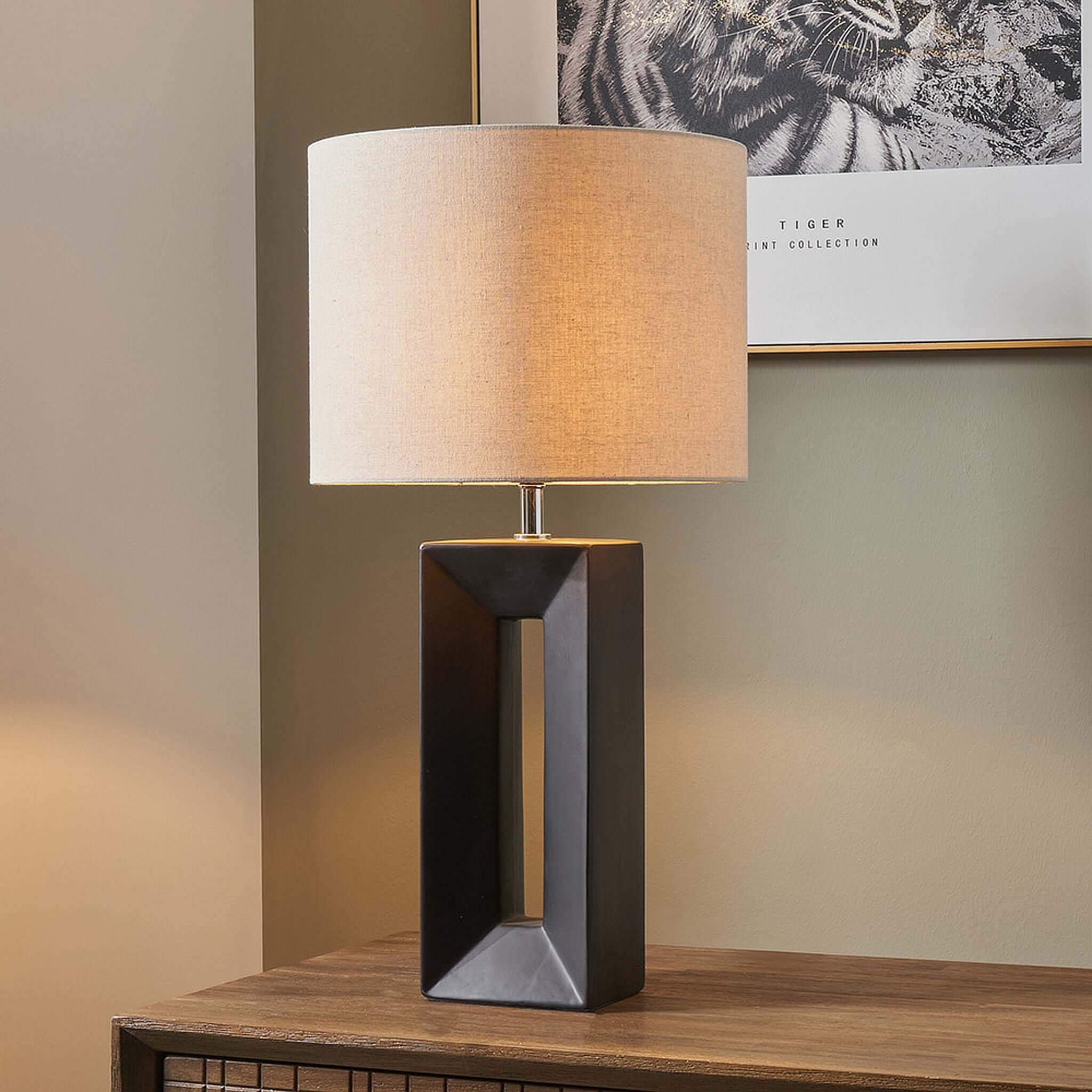 London Table Lamp with Shade